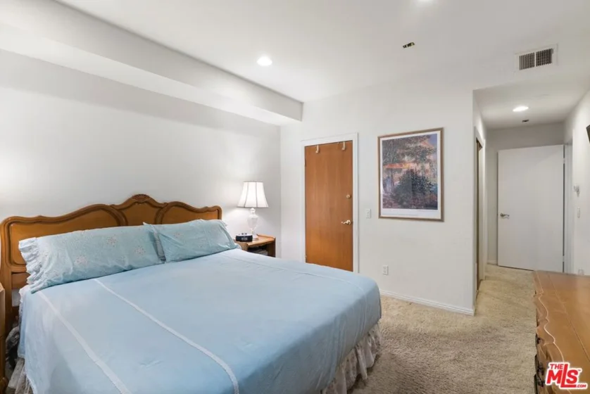 14630 Dickens Street #105 photo 23