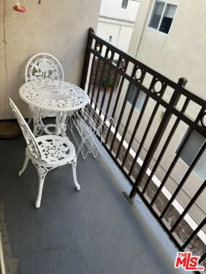 141 S Clark Drive #315 photo 7