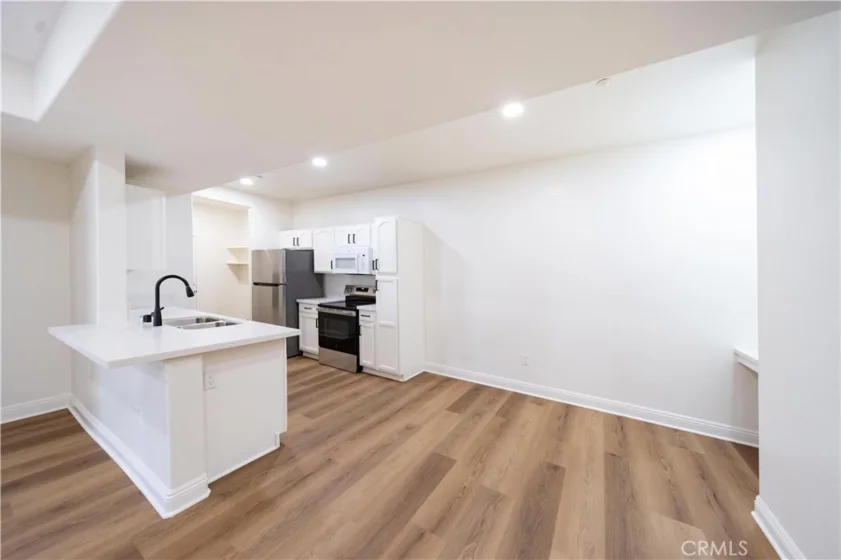 41410 Juniper Street #212 photo 24