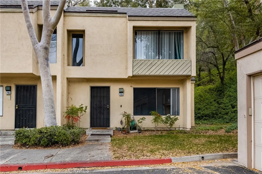 177 N Singingwood Street #15 photo 1