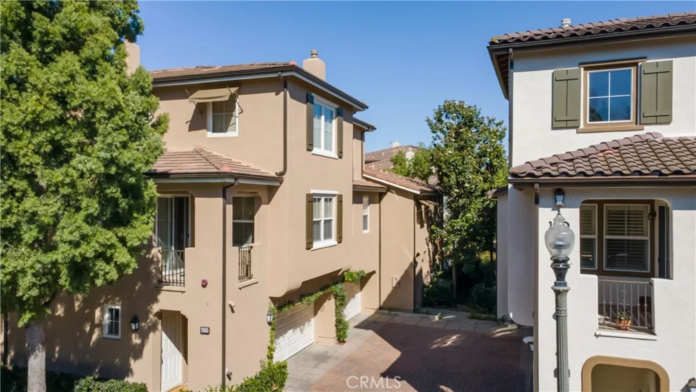 128 Talmadge photo 1