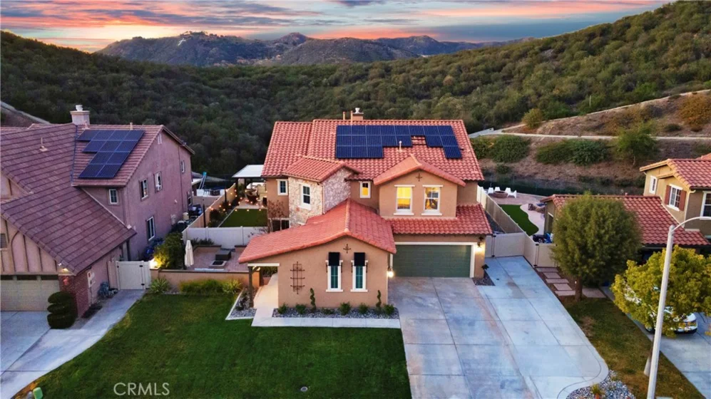 27553 Murrieta Oaks Avenue photo