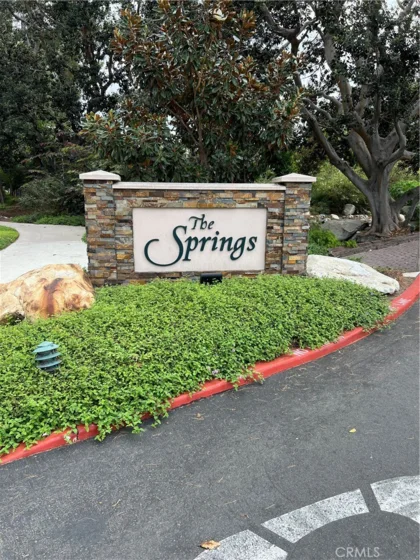 192 Streamwood photo 6