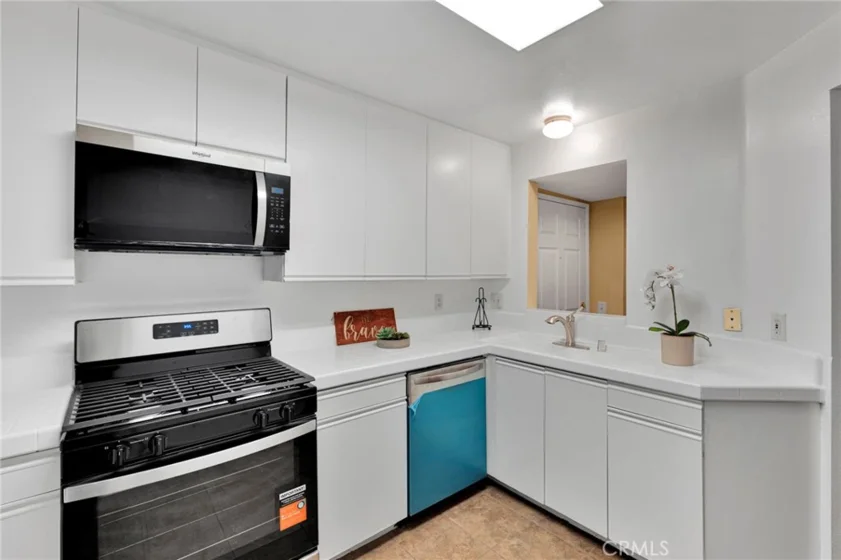 801 Pine Avenue #205 photo 13