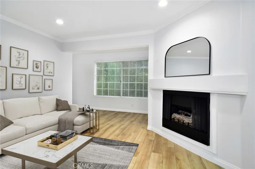5515 Canoga Avenue #219 photo 3