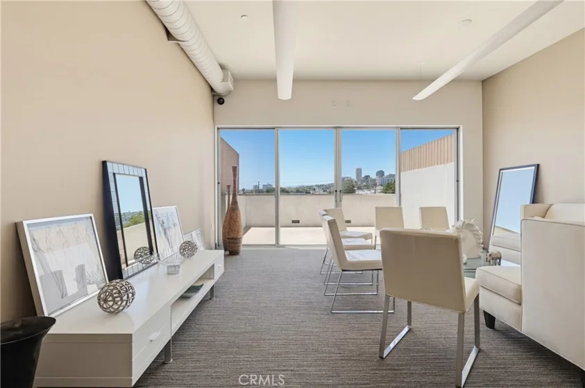 855 N Croft Avenue #302 photo 38