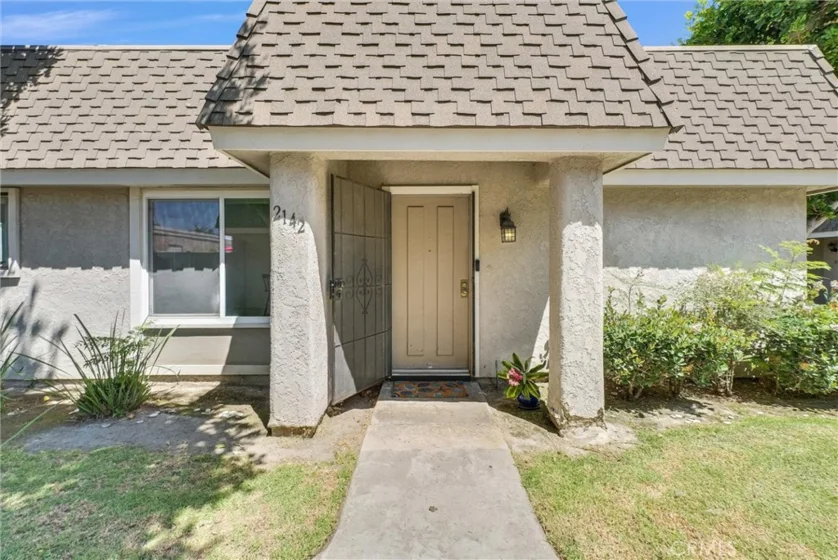 2142 W Liverpool Lane photo 22