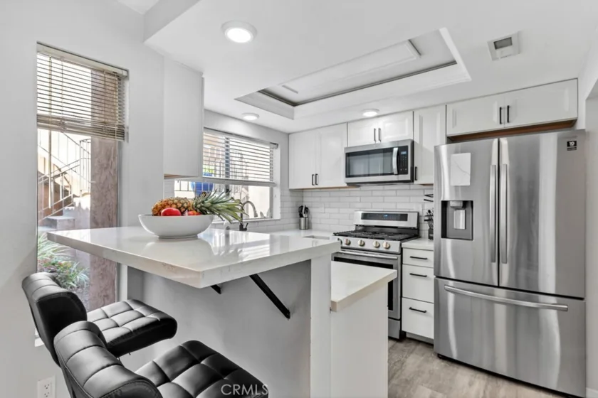 1145 Privet Street photo 5