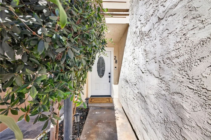 1725 Melrose #28 photo 34