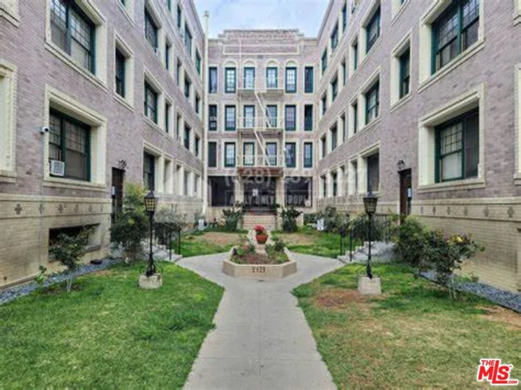 2121 James M Wood Boulevard #409 photo 1