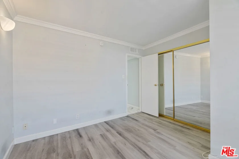 4314 Marina City Drive #1118 photo 33