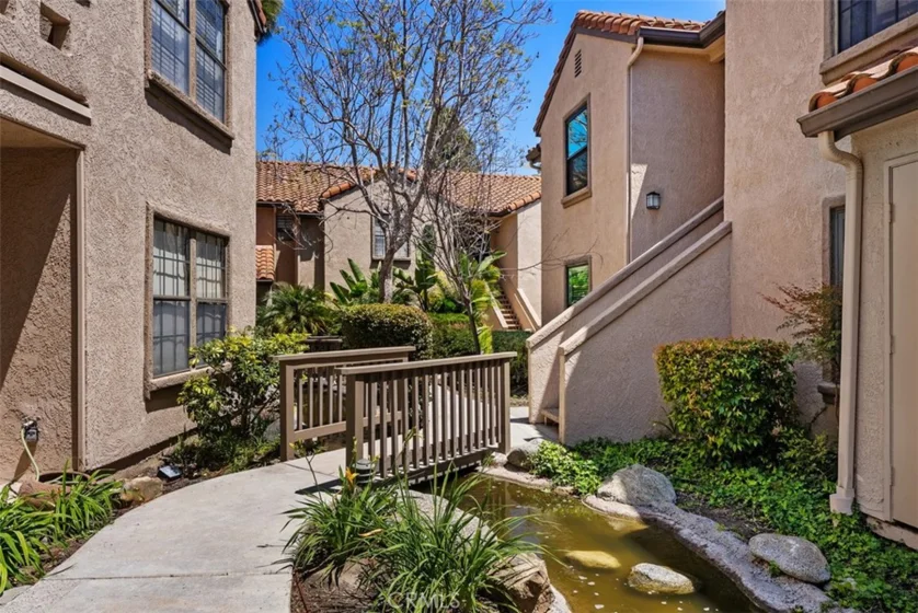 1044 Calle Del Cerro #307 photo 1
