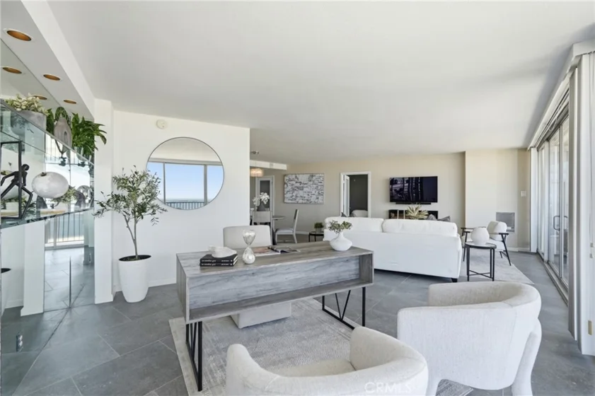 700 E Ocean Boulevard #2305 photo 13