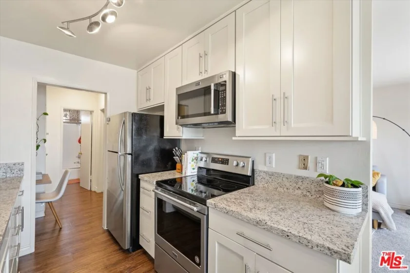 428 Hill Street #16 photo 15