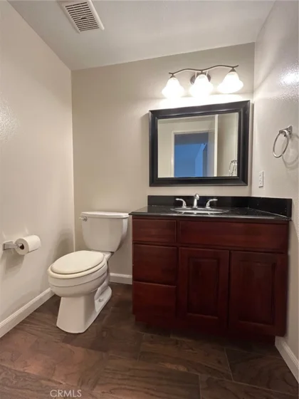 1315 Stonewood Court photo 5