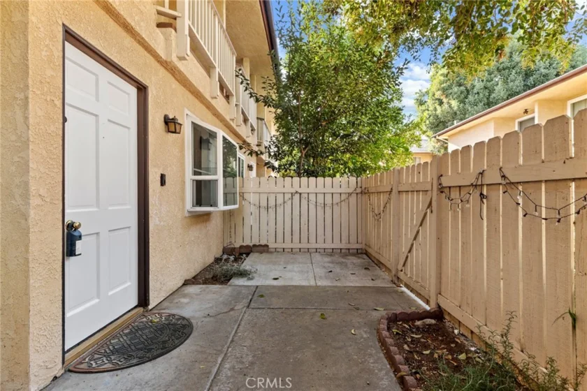 8031 Canby Avenue #4 photo 32