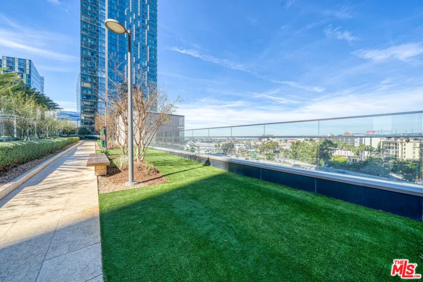 877 Francisco Street #1128 photo 35