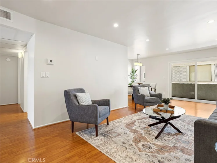 5412 Lindley Avenue #108 photo 17