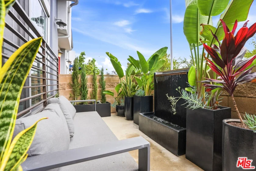 5400 Playa Vista Drive #23 photo 37
