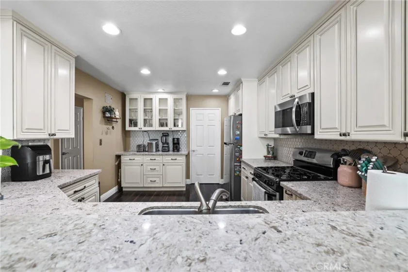 2225 Indigo Hills Drive #3 photo 16