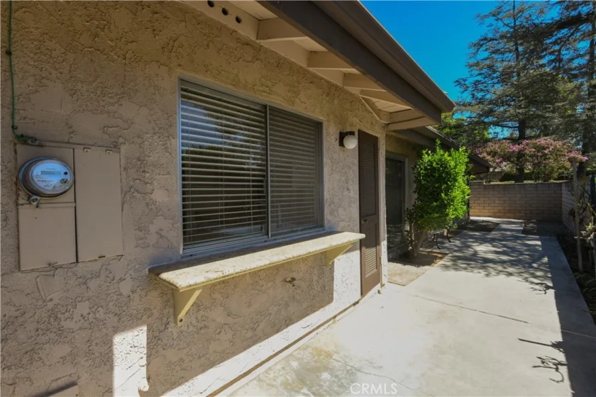 5468 Apricot Lane photo 18