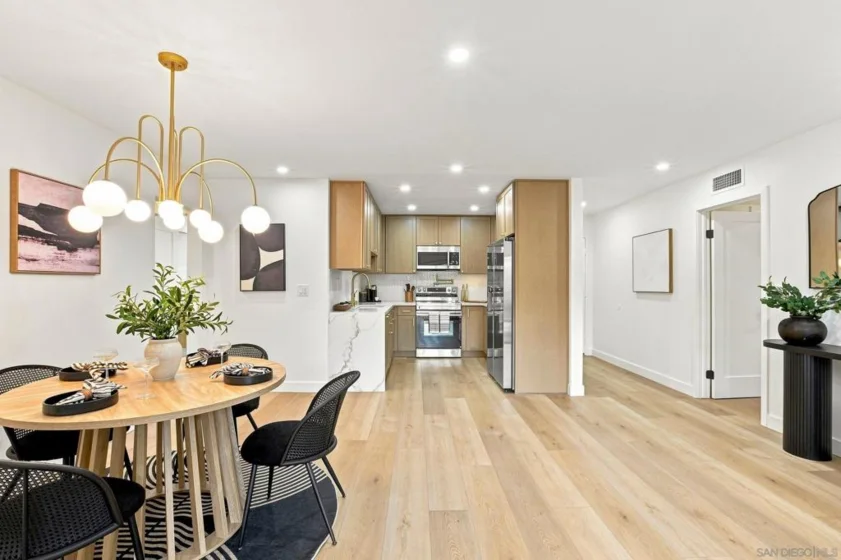 140 Walnut #4B photo 8