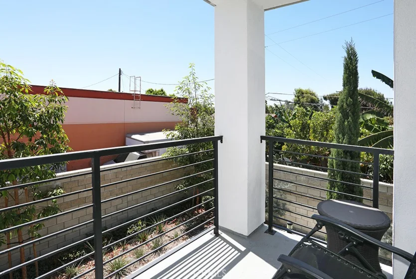 854 S Harbor Boulevard photo 9