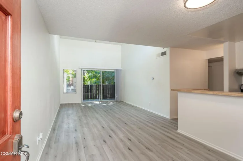 18645 Hatteras Street #295 photo 8