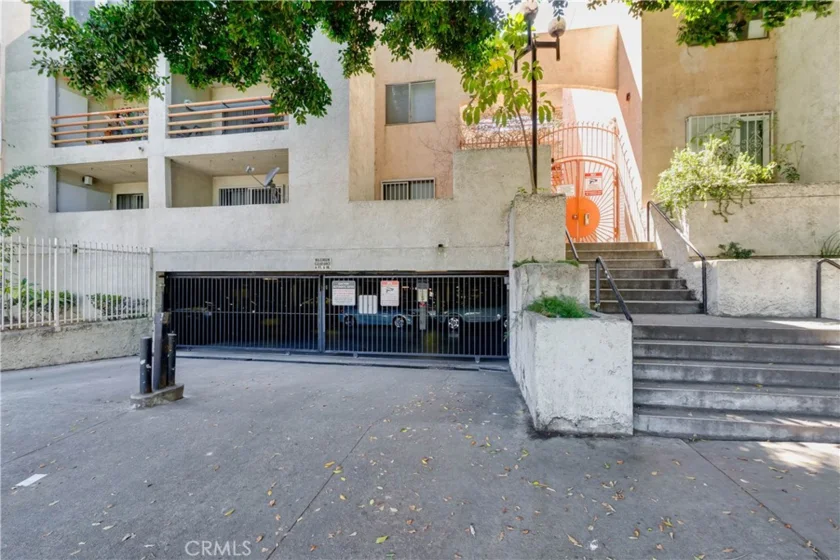 1119 Albany #226 photo 14