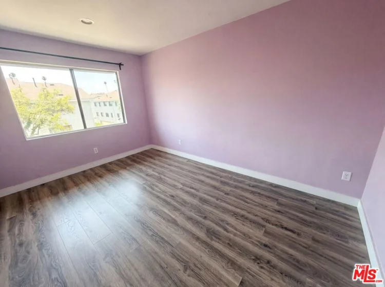 7300 Corbin Avenue #M photo 10