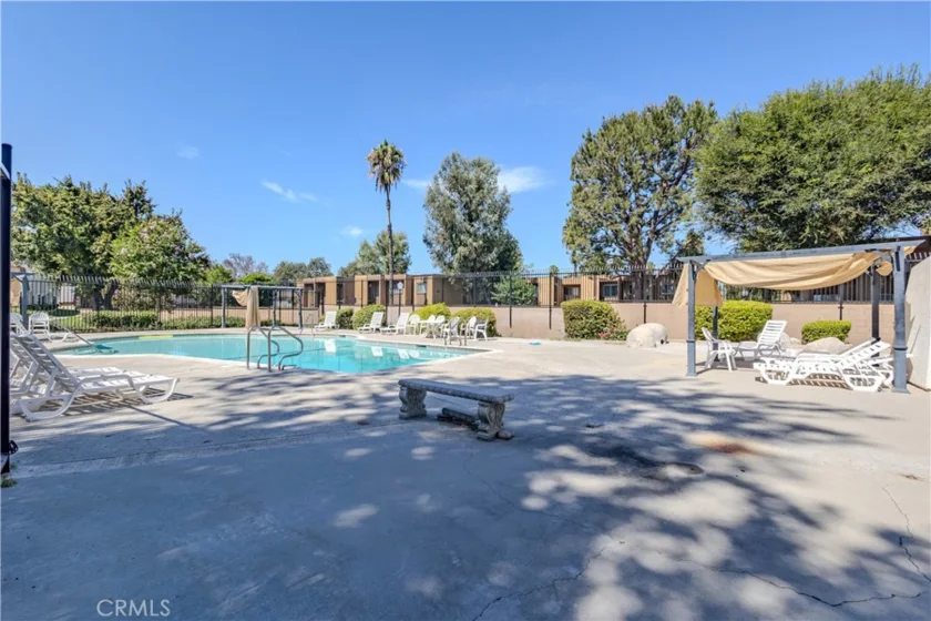 3485 Columbia photo 25