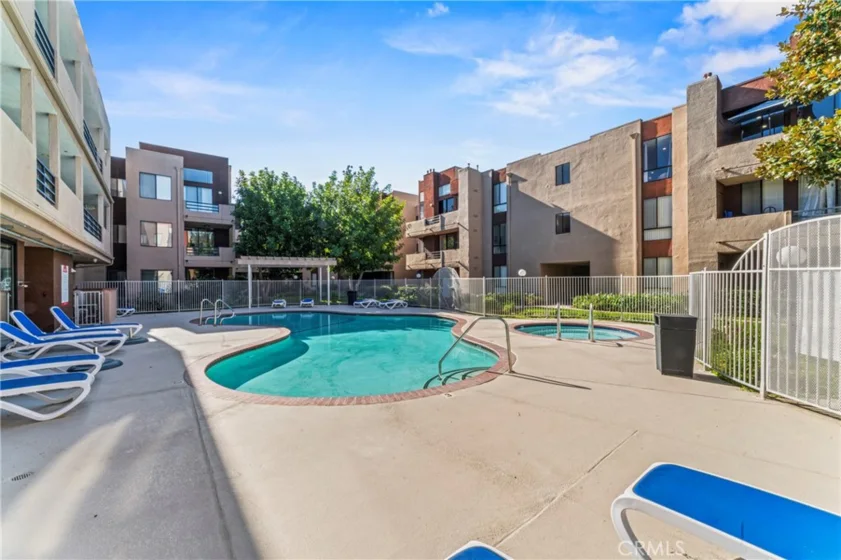 7826 Topanga Canyon Boulevard #308 photo 25