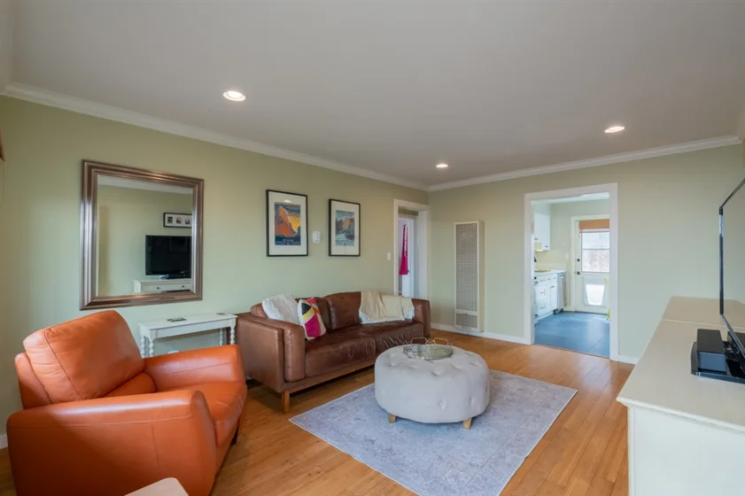 4841 Del Monte Avenue #A photo 1