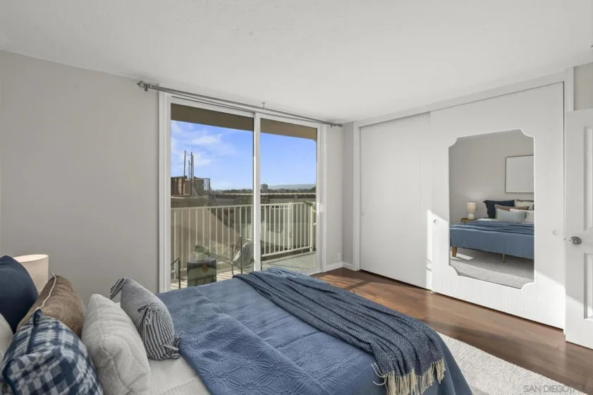 4477 Mentone Street ##211 photo 35