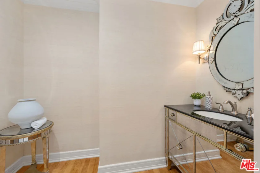 411 N Oakhurst Drive #305 photo 6