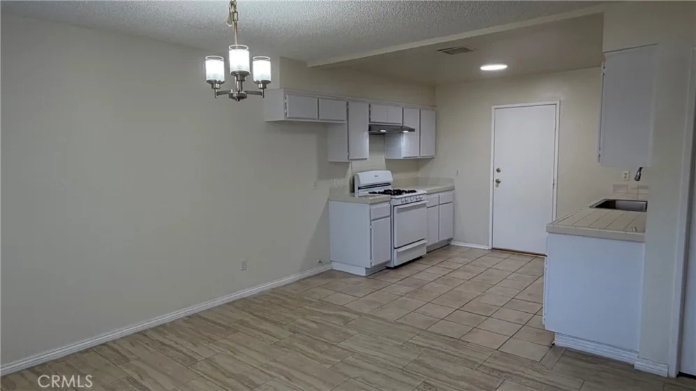 228 S Avenue 18 #D photo 36