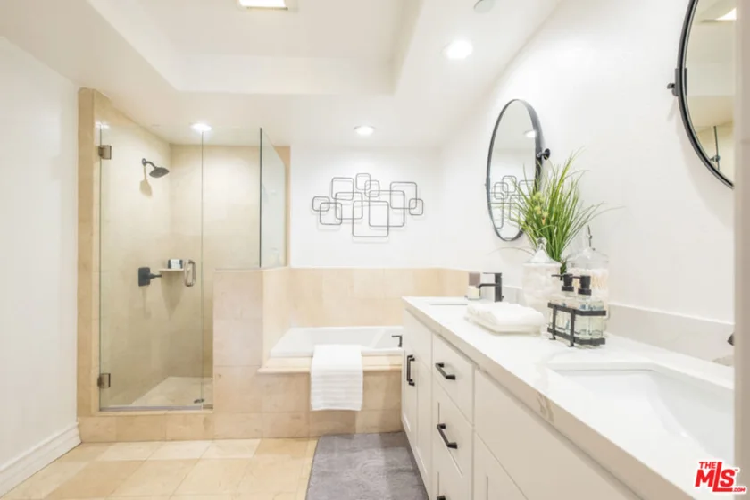 1920 Malcolm Avenue #301 photo 1