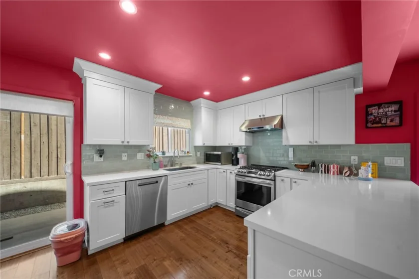 612 Wilcox photo 6