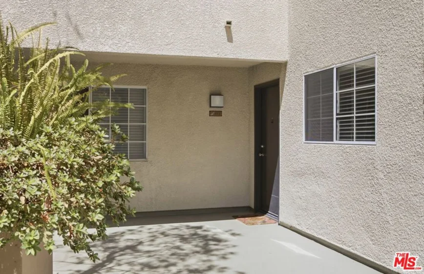 5535 Canoga Avenue #115 photo 1