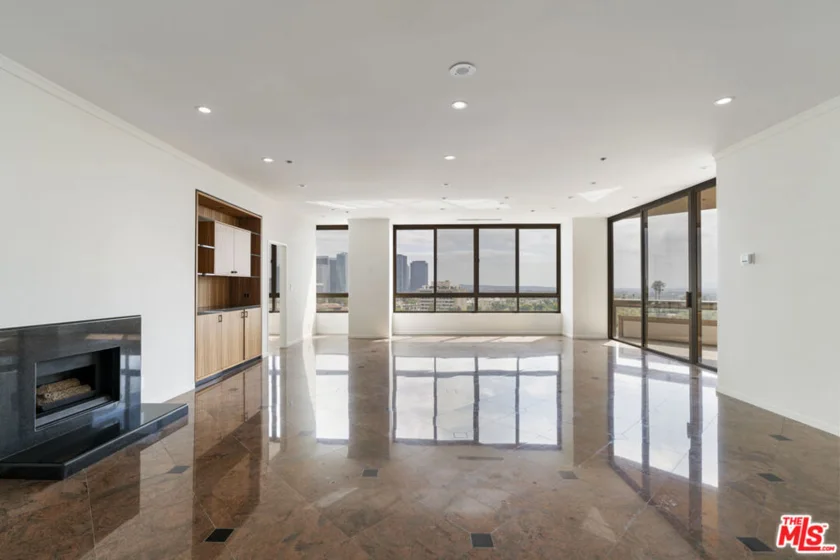 10430 Wilshire Boulevard #606 photo 3