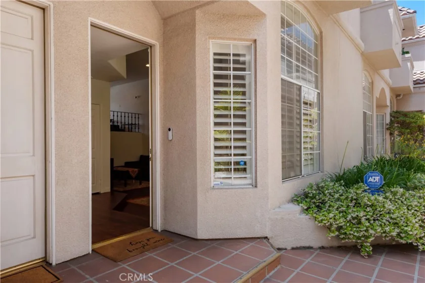 813 N Martel Avenue #2 photo 1