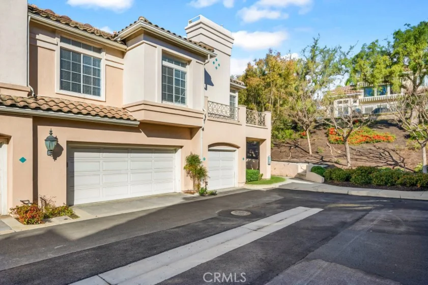 193 Shorebreaker Drive photo 5