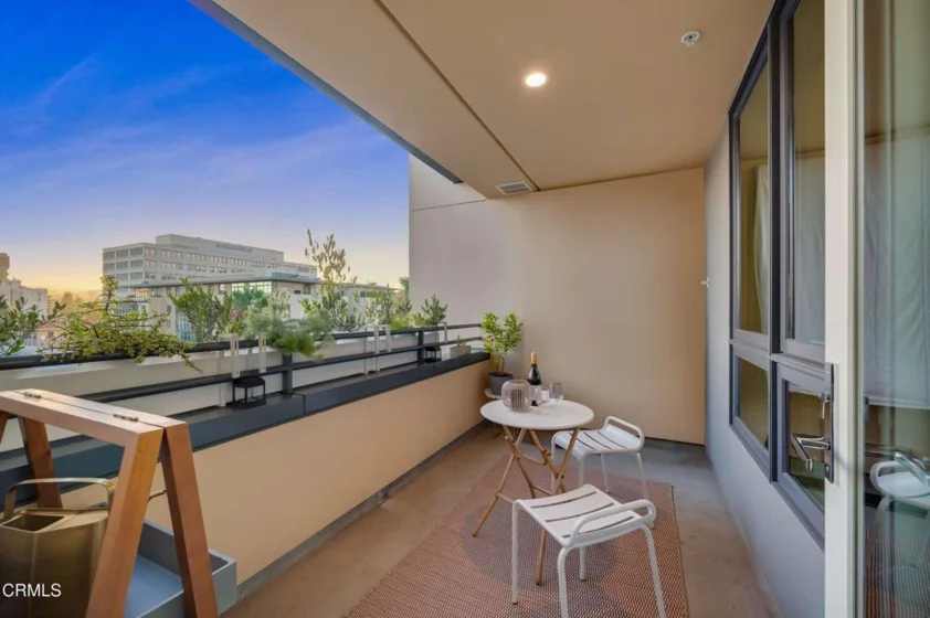 39 S Los Robles Avenue #5016 photo 19