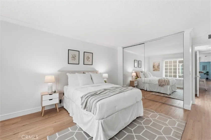 3859 Thorncroft Lane #E photo 21