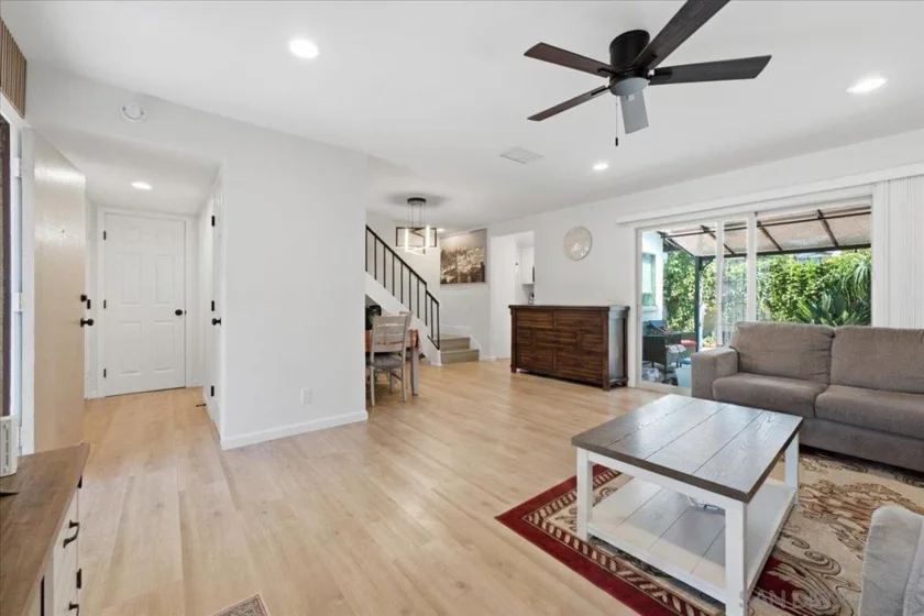 503 Smoketree Glen photo 14