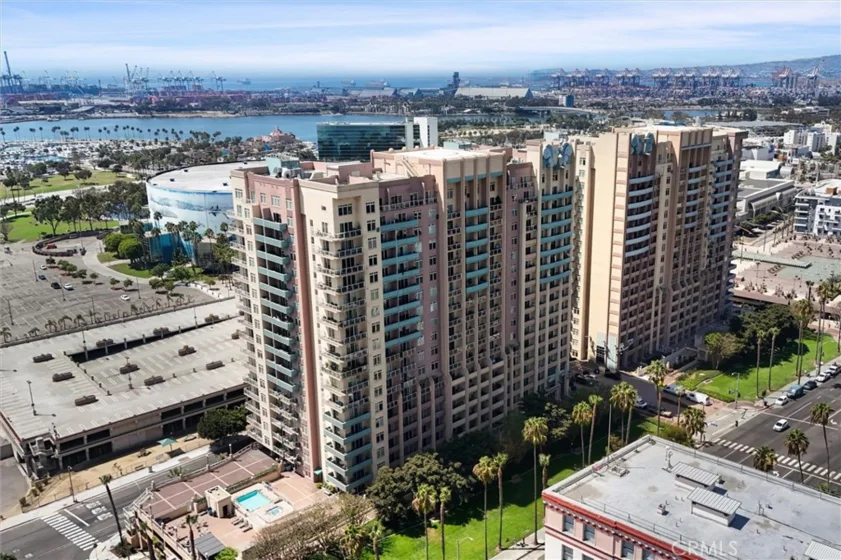 488 E Ocean Boulevard #804 photo 18
