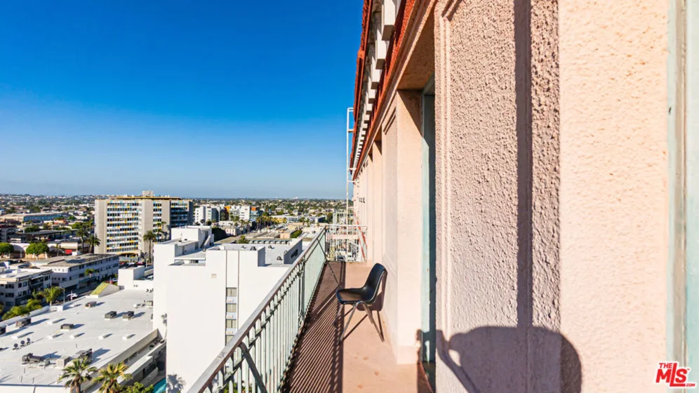 455 E Ocean Boulevard #502 photo 36