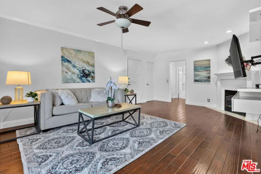 944 11th Street #9 photo 5