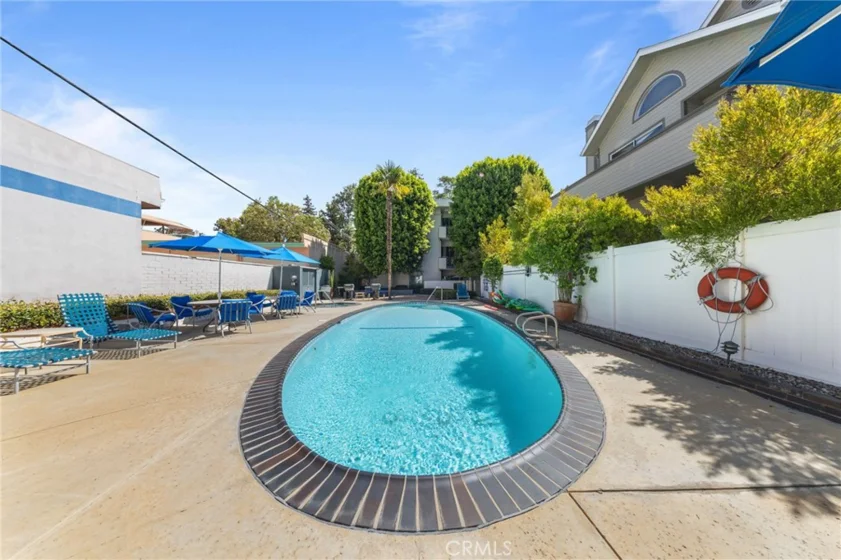 985 E California #306 photo 38