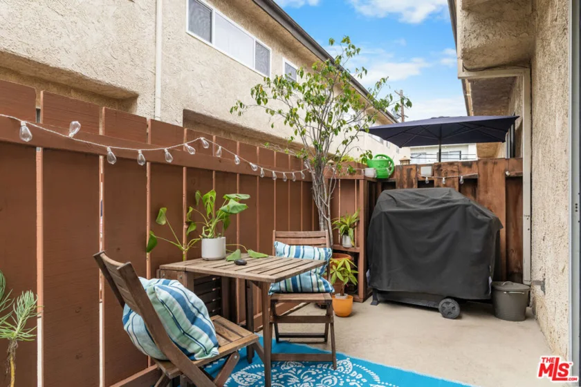 1828 Barry Avenue #4 photo 18